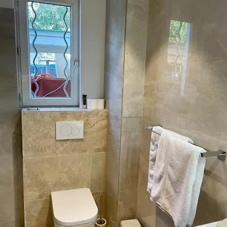 Superbe Appartement Pres De La Plage Et Du Centre Ville Saint-Tropez Extérieur photo